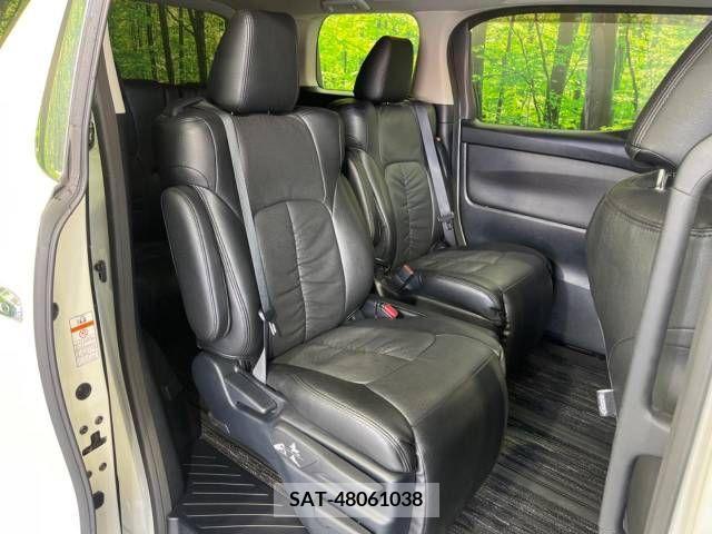 Toyota ALPHARD 2016-03 226661-9