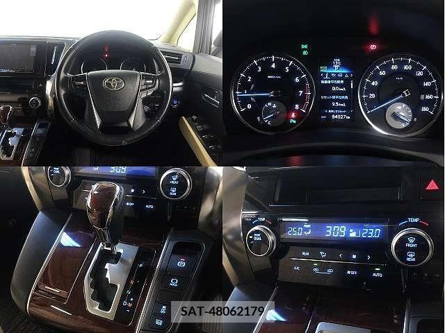 Toyota VELLFIRE 2017-03 229839-5