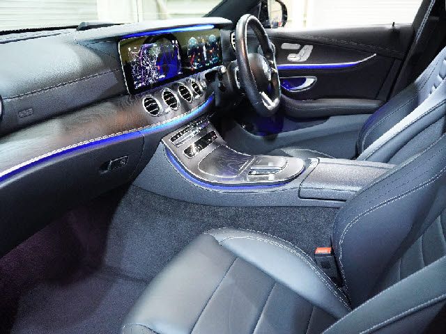 Mercedes Benz E-CLASS 2020-09 192962-3