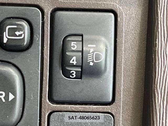 Toyota PASSO 2010-06 393209-7