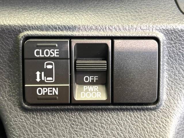 Toyota SIENTA 2018-10 12699-5