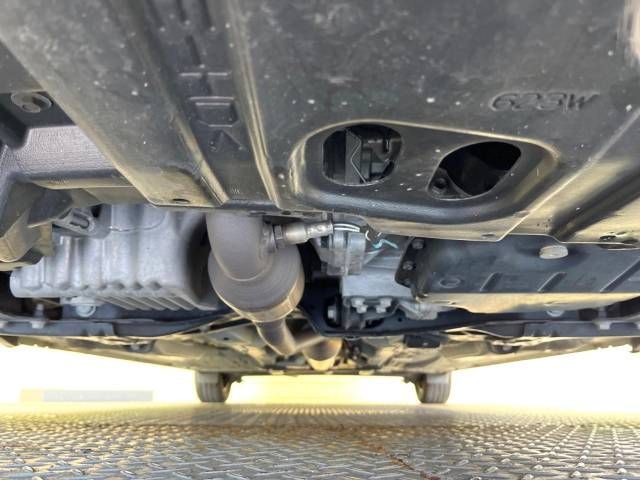 Toyota SIENTA 2018-10 12699-19