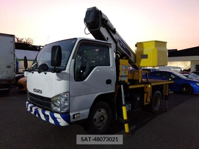 Isuzu ELF TRUCK 2013-08 413497-0