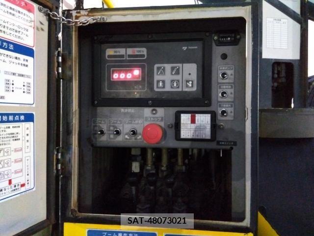 Isuzu ELF TRUCK 2013-08 413497-3