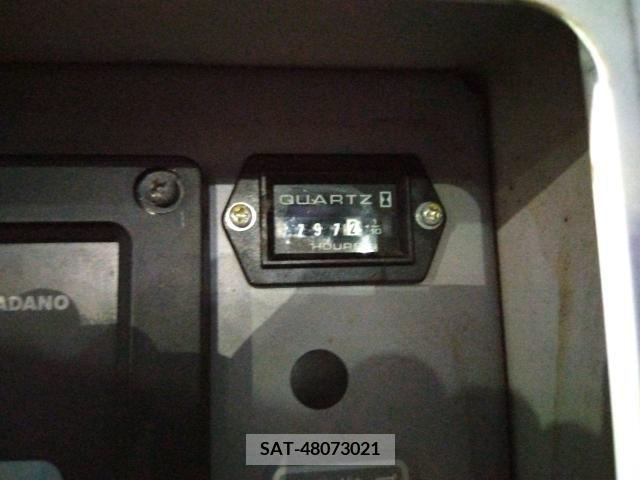 Isuzu ELF TRUCK 2013-08 413497-4