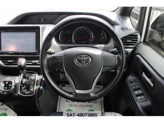 Toyota NOAH 2014-03 351748-15
