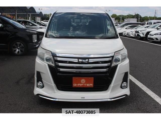 Toyota NOAH 2014-03 351748-5