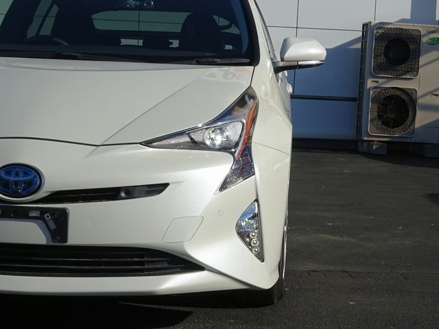Toyota PRIUS 2018-05 28468-9