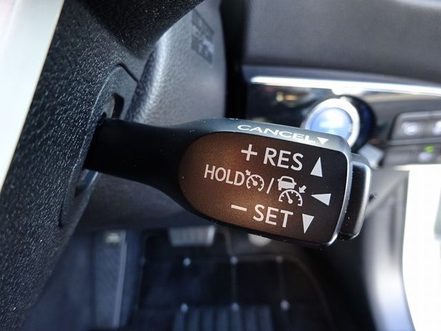 Toyota PRIUS 2018-05 28468-21