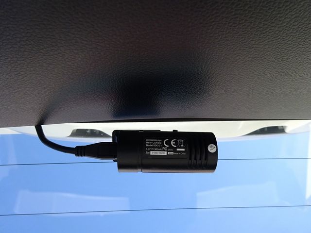 Toyota PRIUS 2018-05 28468-29