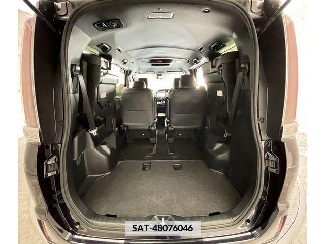 Toyota ESQUIRE 2018-06 349911-8