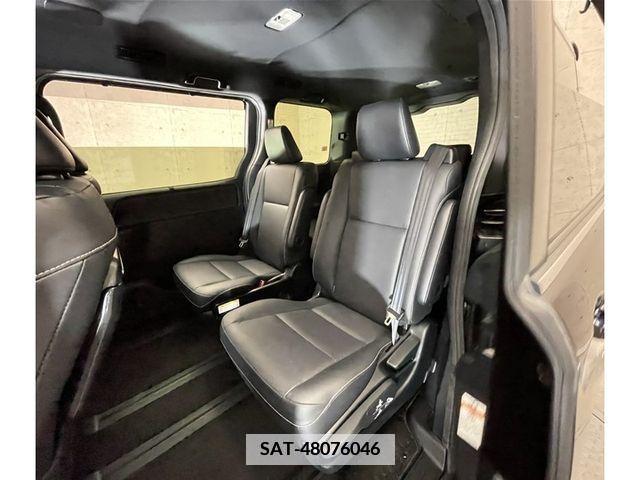 Toyota ESQUIRE 2018-06 349911-6
