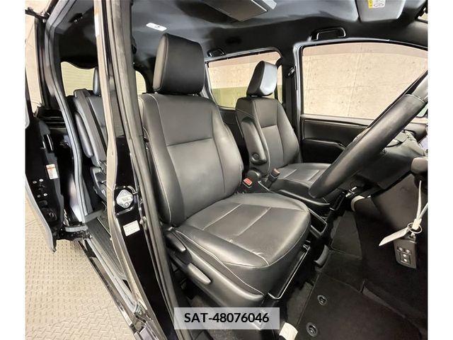 Toyota ESQUIRE 2018-06 349911-3