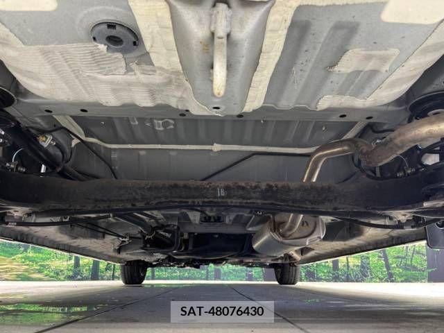 Honda N BOX CUSTOM 2018-03 341234-19