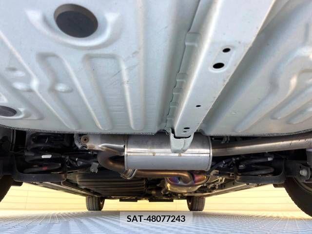 Toyota VOXY 2019-04 209571-12