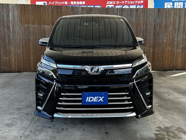 Toyota VOXY 2019-05 20737-3