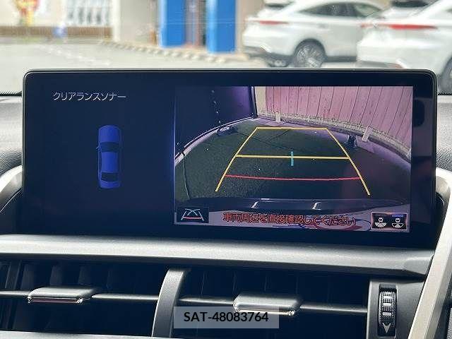 Lexus NX 2018-04 275665-3