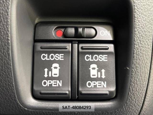Honda N BOX 2015-10 278426-6