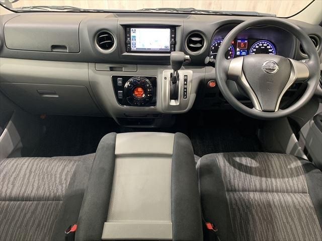 Nissan NV350 Caravan 2018-08 15282-18