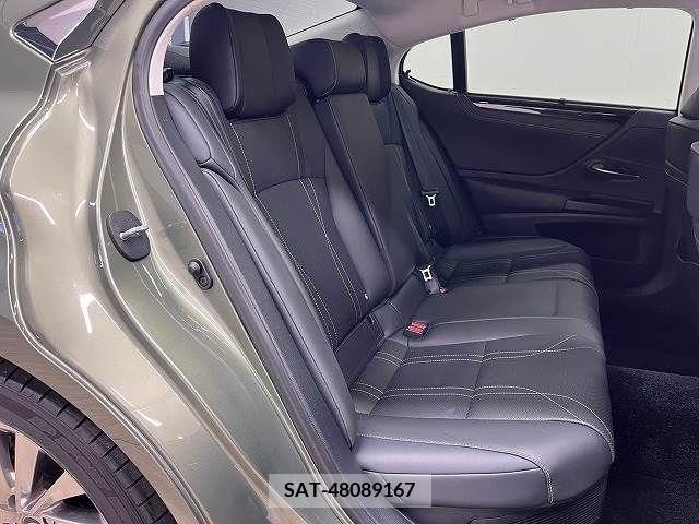 Lexus ES 2019-03 387472-5