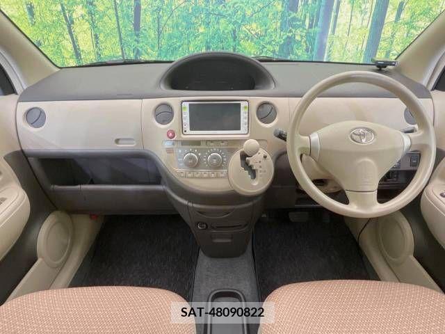 Toyota SIENTA 2011-08 313767-1