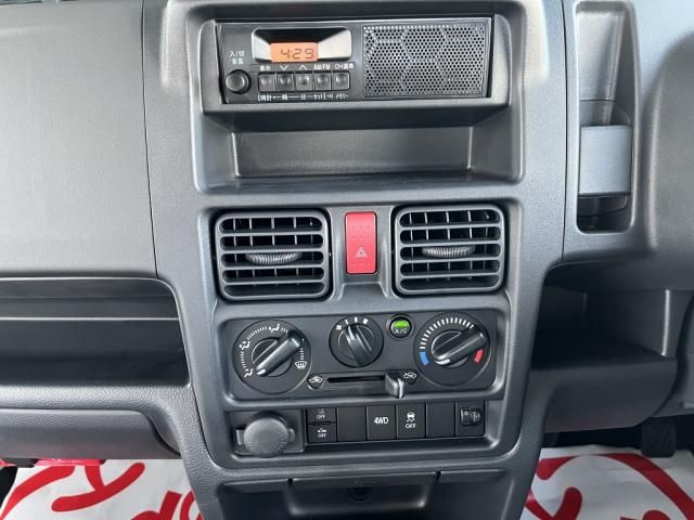 Suzuki CARRY TRUCK 2023-09 182204-13