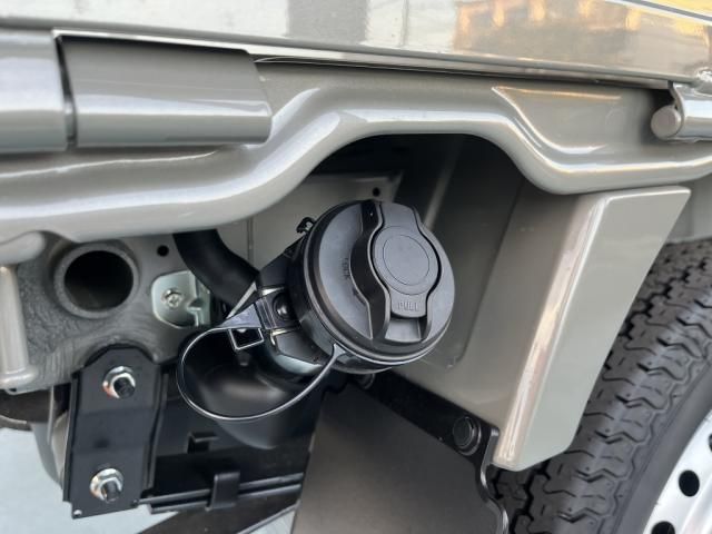 Suzuki CARRY TRUCK 2023-09 182204-23