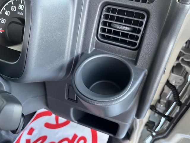 Suzuki CARRY TRUCK 2023-09 182204-12