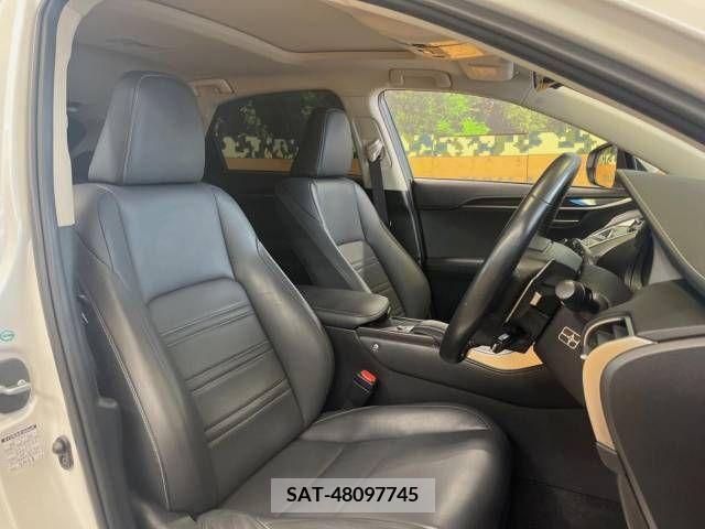 Lexus NX 2015-03 388305-9