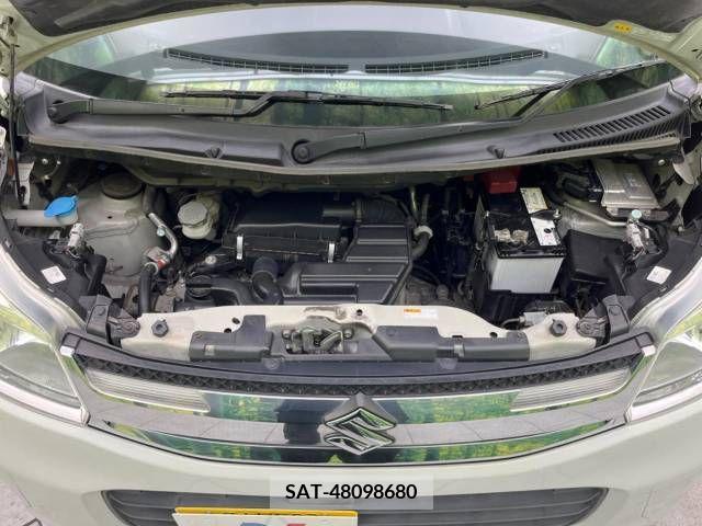 Suzuki SPACIA 2017-08 368535-18