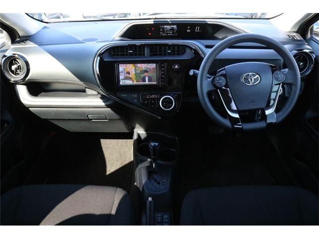 Toyota AQUA 2019-01 18658-3