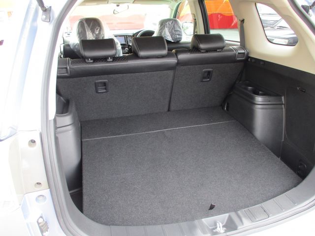 Mitsubishi OUTLANDER PHEV 2013-02 7453-7