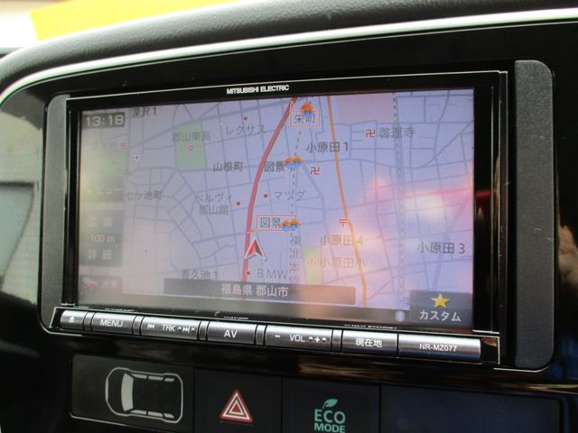Mitsubishi OUTLANDER PHEV 2013-02 7453-9
