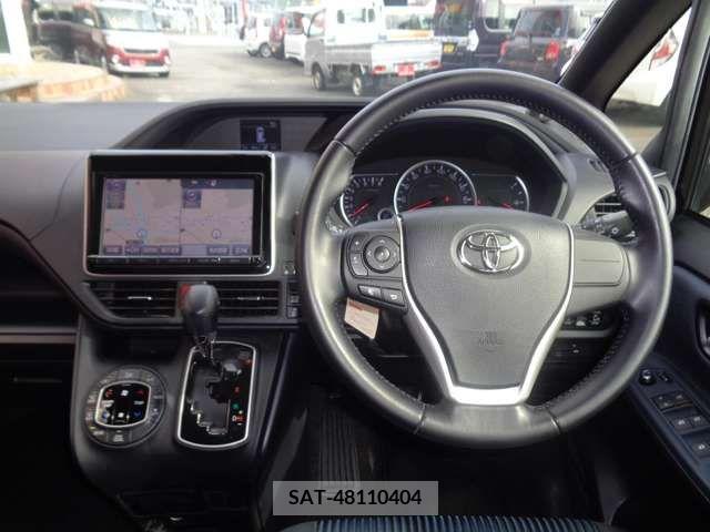 Toyota NOAH 2015-03 279529-13