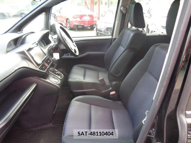 Toyota NOAH 2015-03 279529-8