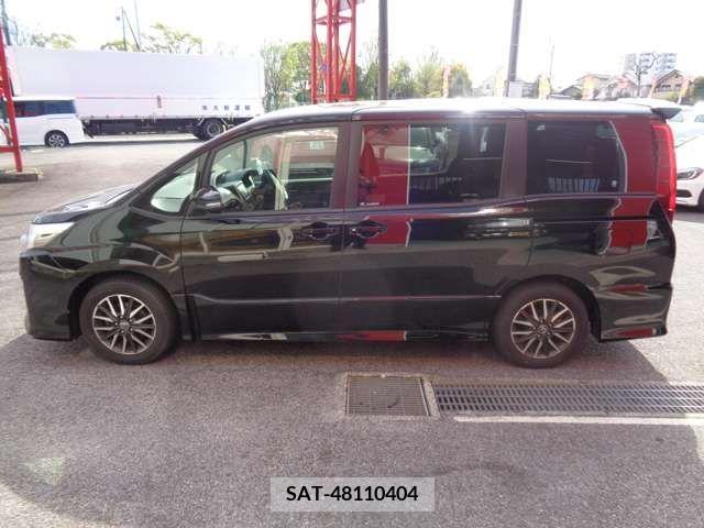 Toyota NOAH 2015-03 279529-4