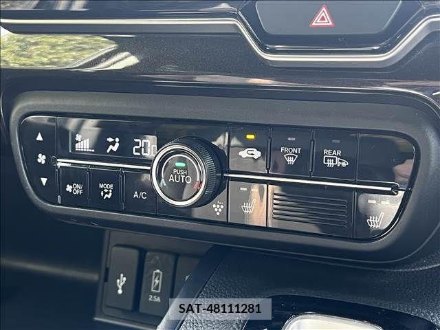 Honda N BOX CUSTOM 2019-05 245799-12