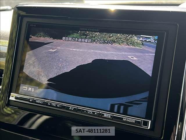 Honda N BOX CUSTOM 2019-05 245799-11
