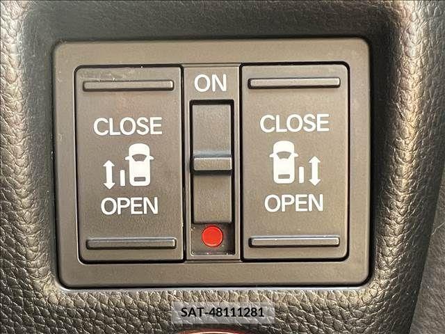 Honda N BOX CUSTOM 2019-05 245799-3