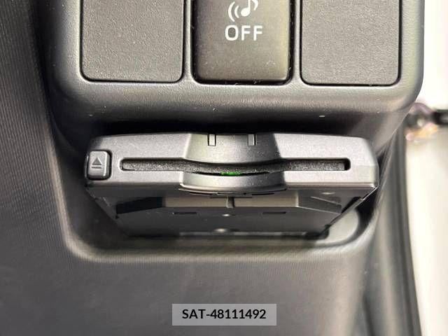 Toyota AQUA 2013-02 253932-5