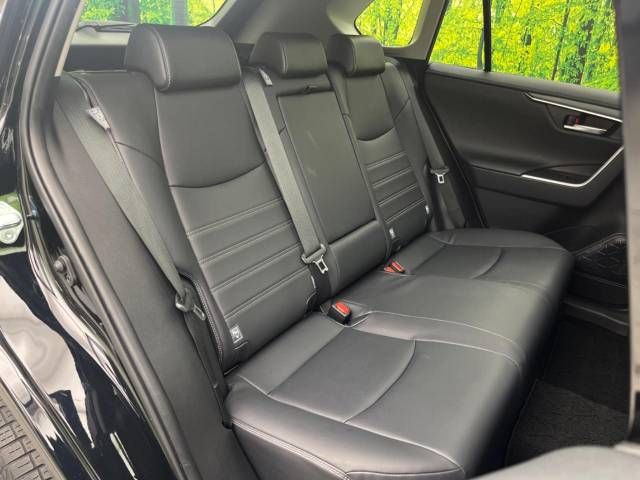 Toyota RAV4 2019-06 193867-9