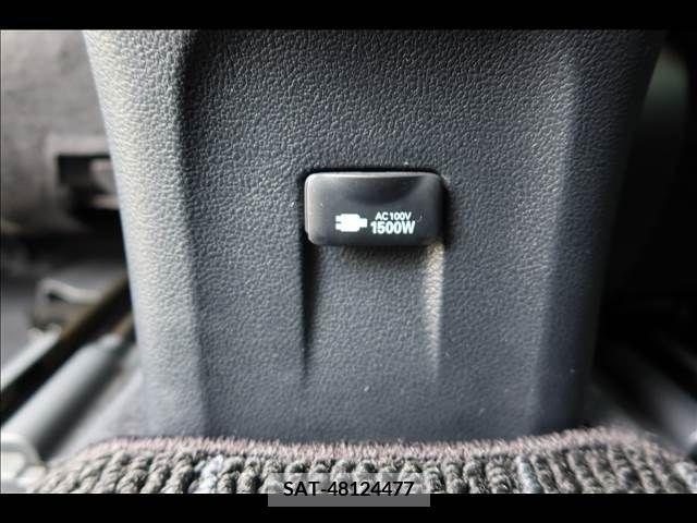 Toyota PRIUS 2019-10 247643-18