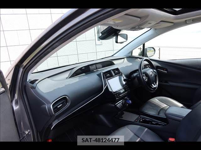 Toyota PRIUS 2019-10 247643-15