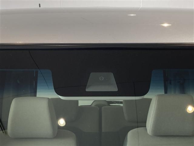 Honda N BOX 2018-12 1026-3