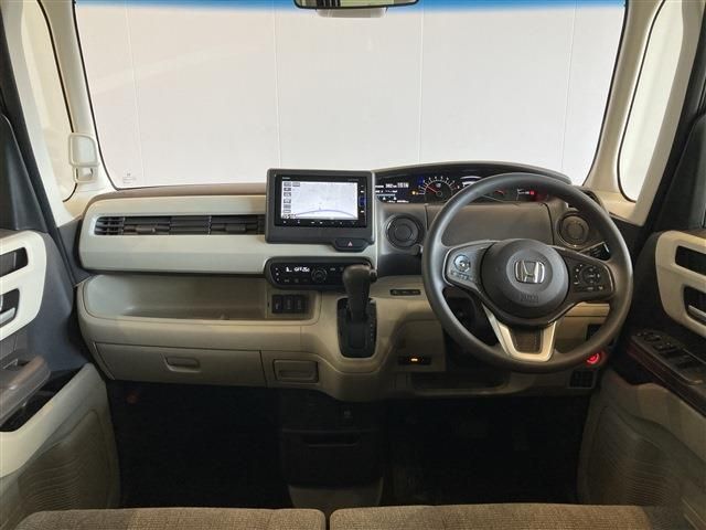 Honda N BOX 2018-12 1026-2