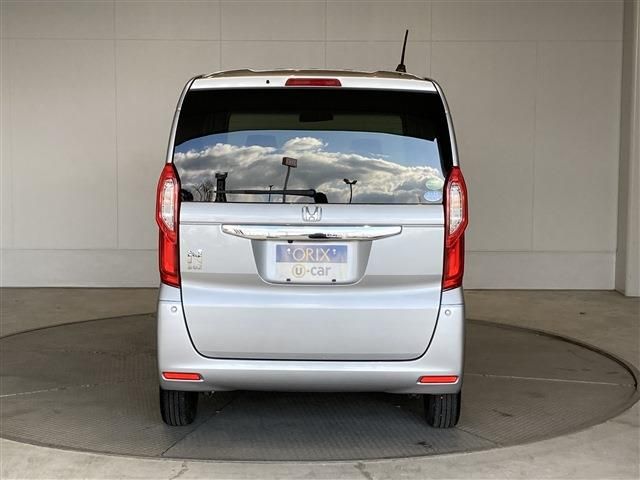 Honda N BOX 2018-12 1026-8