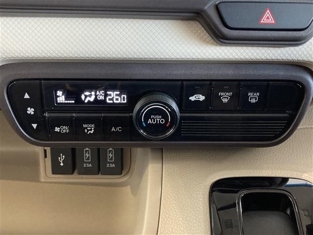 Honda N BOX 2018-12 1026-15