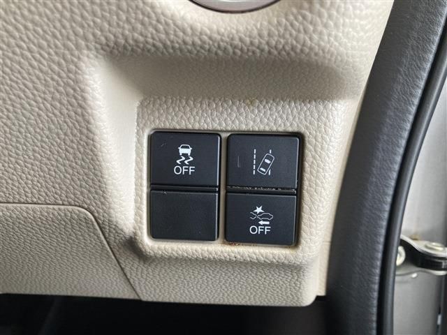 Honda N BOX 2018-12 1026-4