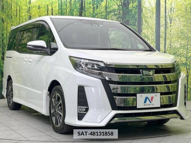 Toyota NOAH 2017-07 365136-17