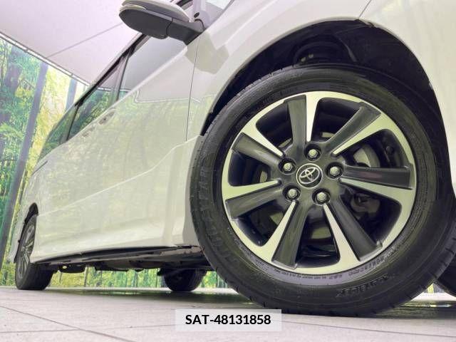 Toyota NOAH 2017-07 365136-14